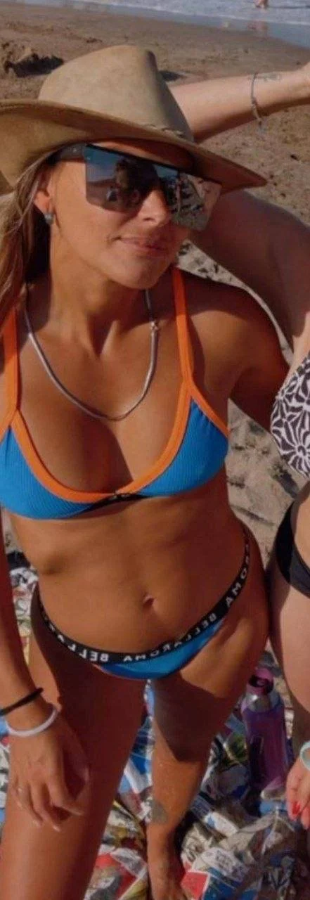 Milf de 40 se cree que tiene 18 🤤🤩🥵🔥❤️😍 image 50