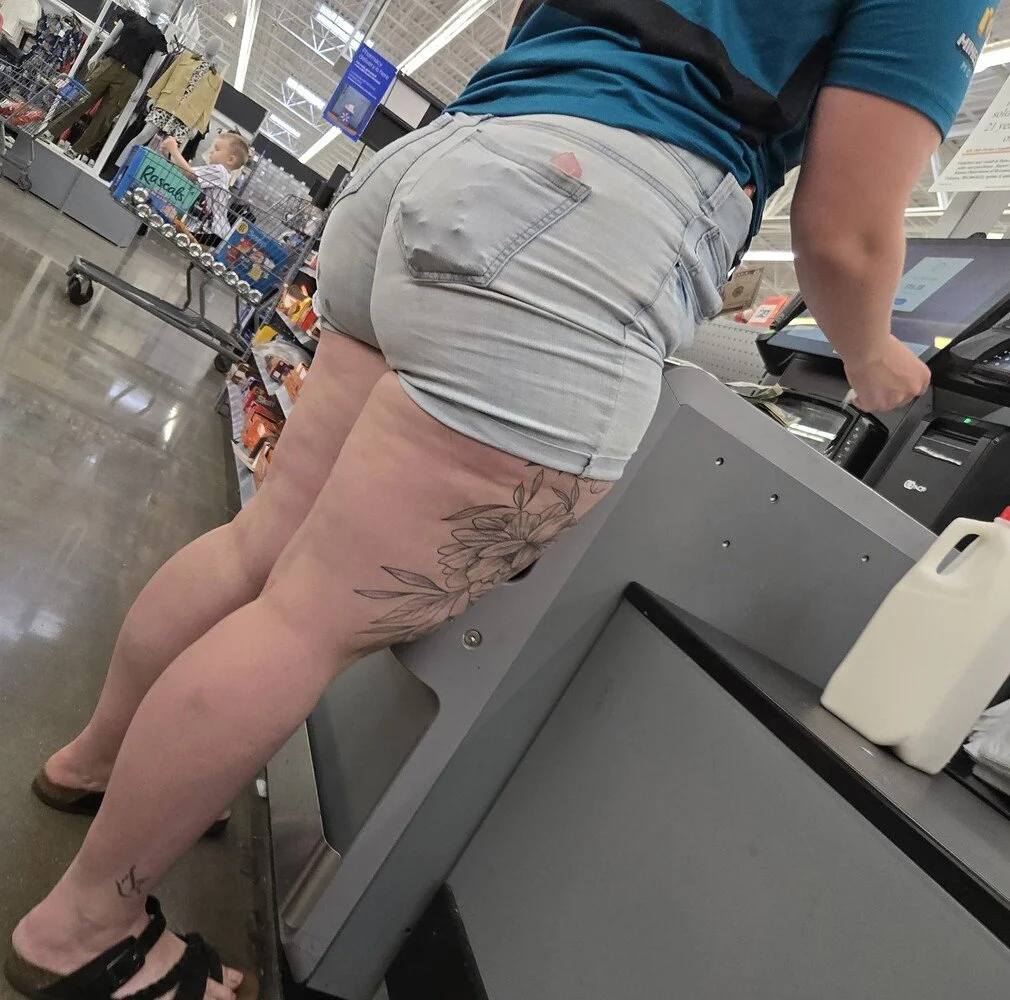 white pawg big booty snowbunny image 9