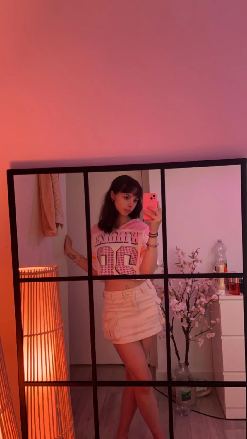 Samantha image 6