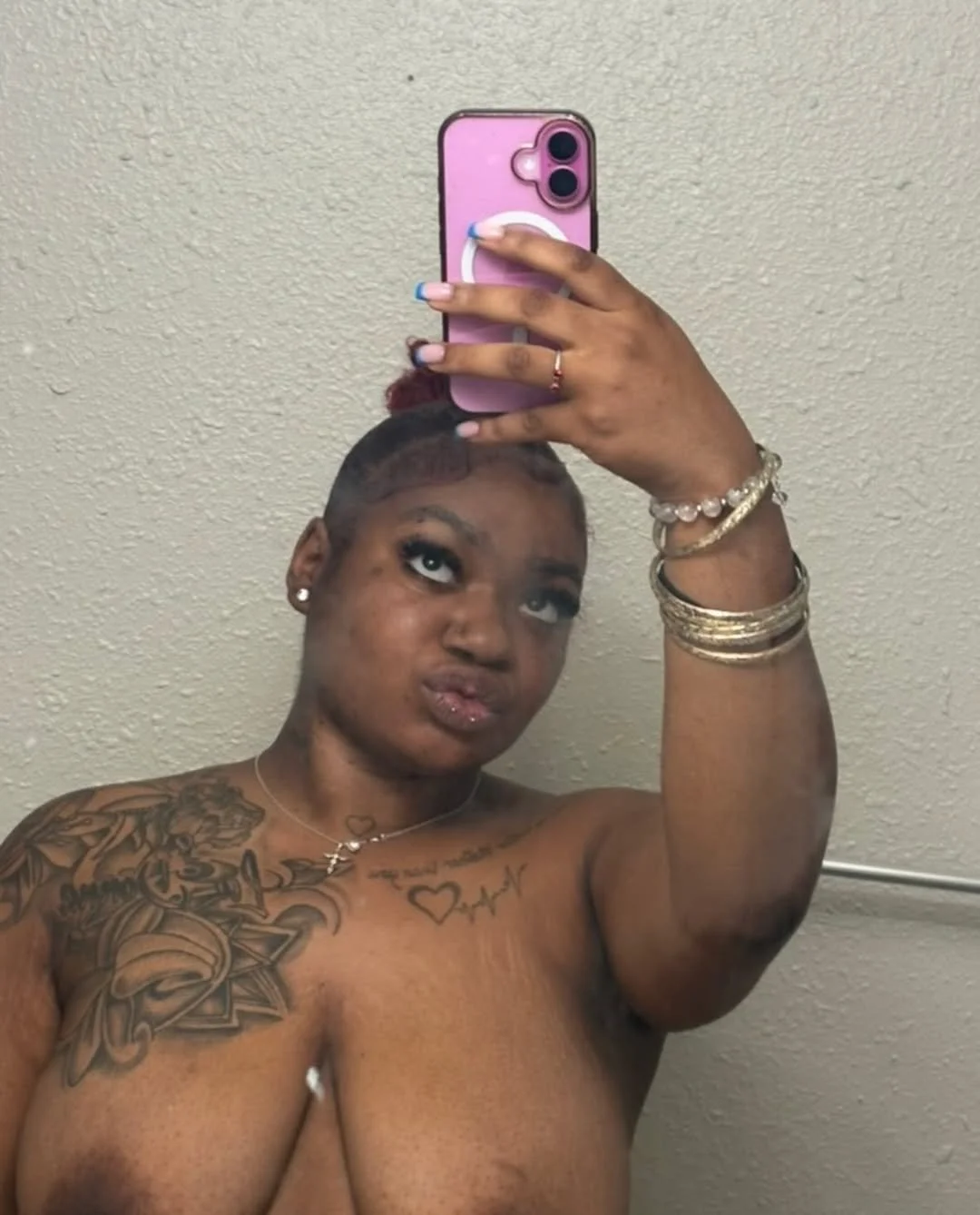 ATL Thot Dick Sucking Lips N Big Titties (Tapes in tele) image 35