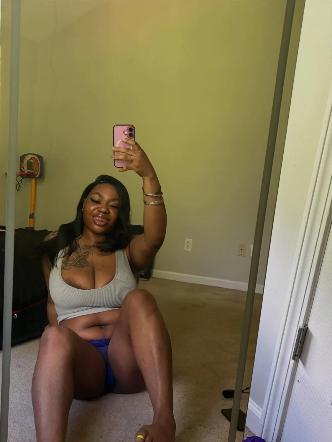 ATL Thot Dick Sucking Lips N Big Titties (Tapes in tele) image 49