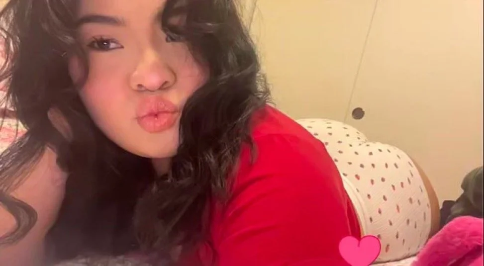 latina teen image 6