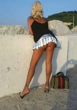 Italian milf vanessa image 8
