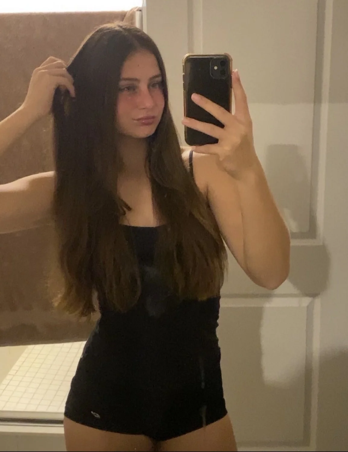 Thick irl Abigail main image
