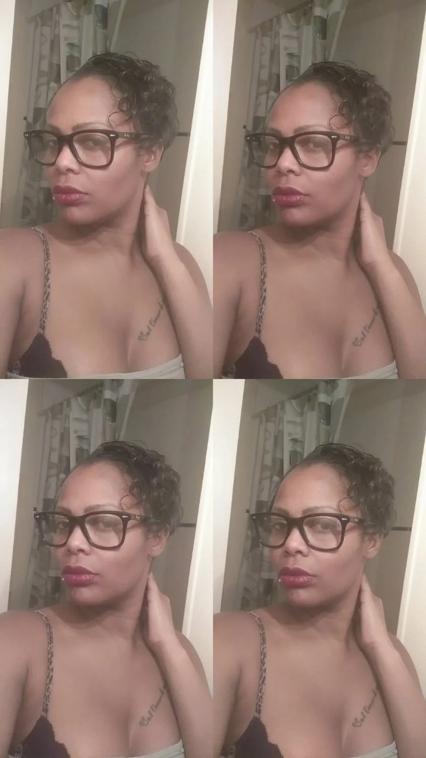 French Ebony mom image 6
