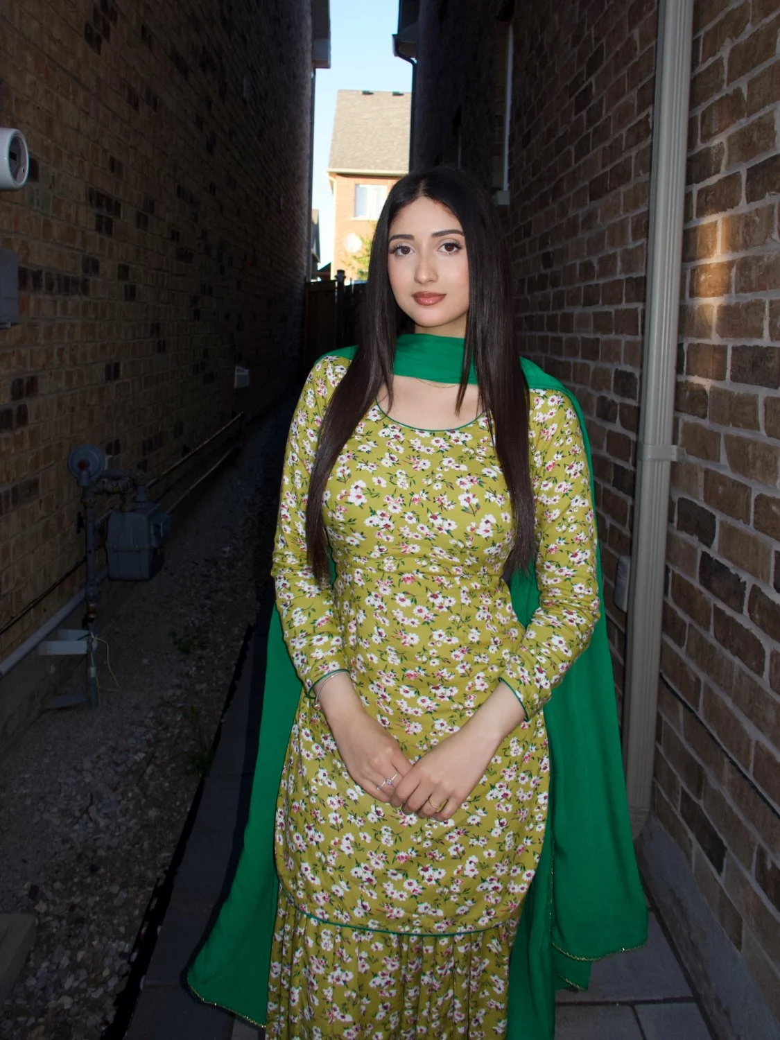 Hot indian nri baddie got viral main image