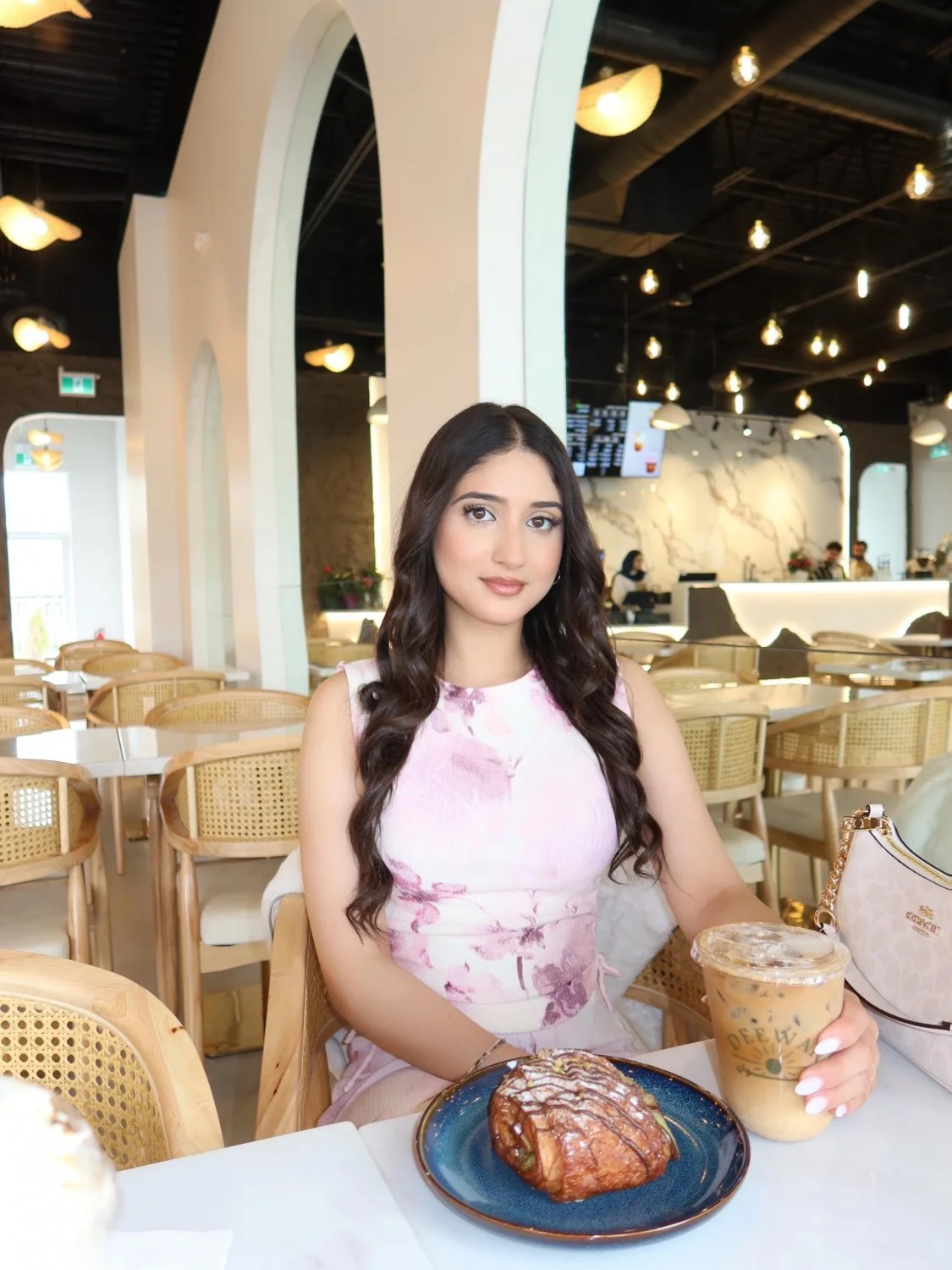 Hot indian nri baddie got viral image 8