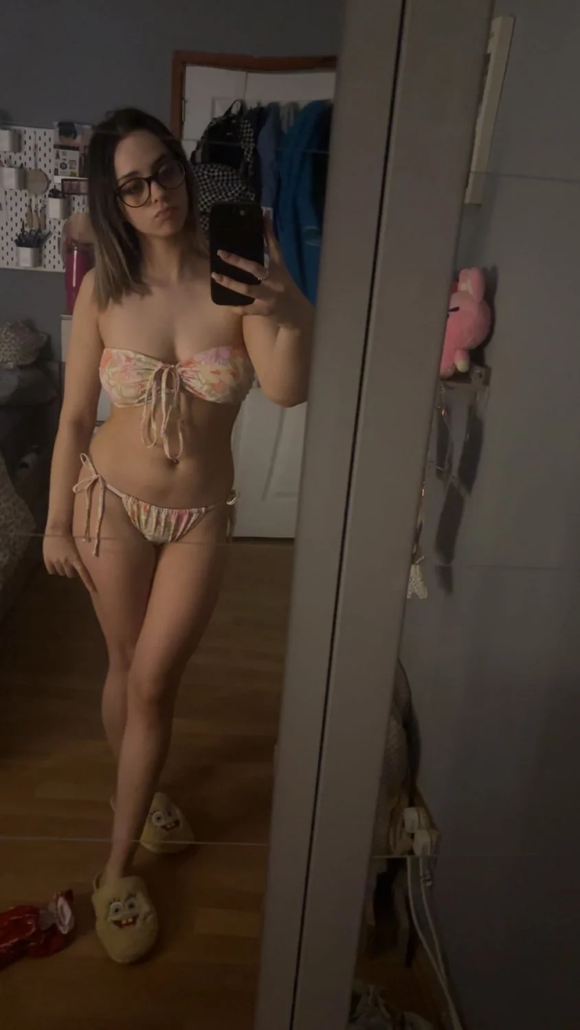 *My faves* Sophie 19 image 6