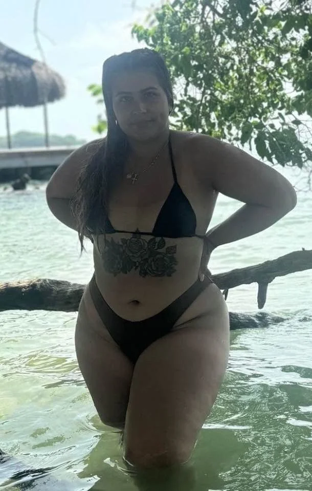 Cuck loves his thick ass sister in law image 2