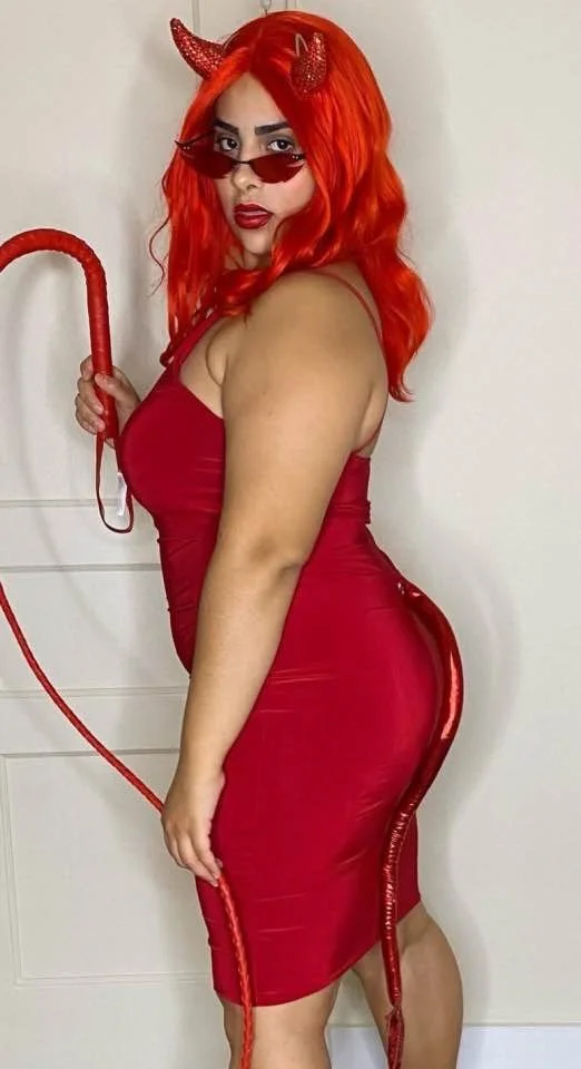 Cuck loves his thick ass sister in law image 3