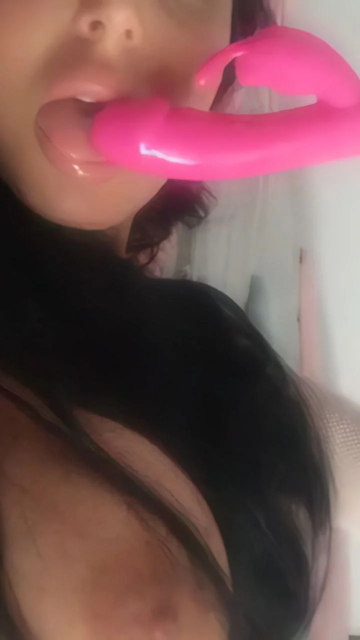 Fucktoy needs to be seen. That mouth is made to please image 2
