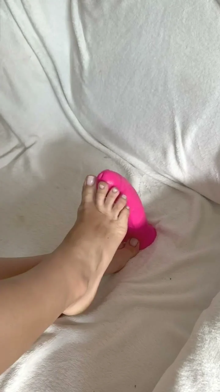 🔞 small tits petite riding cock tight wet pussy nude 🍑😈 My OF image 4