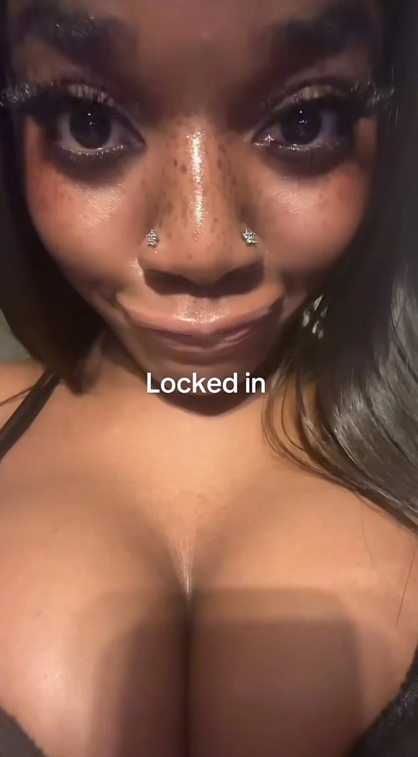 Dumb Ebony slut main image