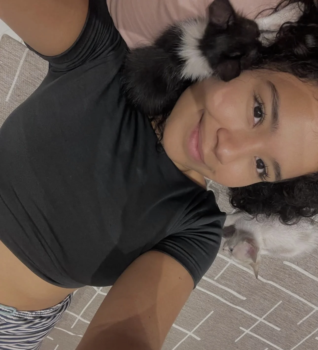 Ana Kelly muito safadinha em 4 paredes de Gv image 16
