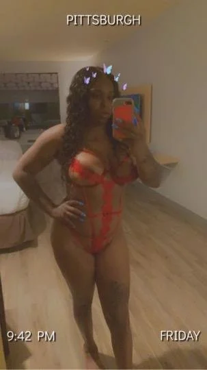 Gorgeous Ebony DamnSkyla image 7