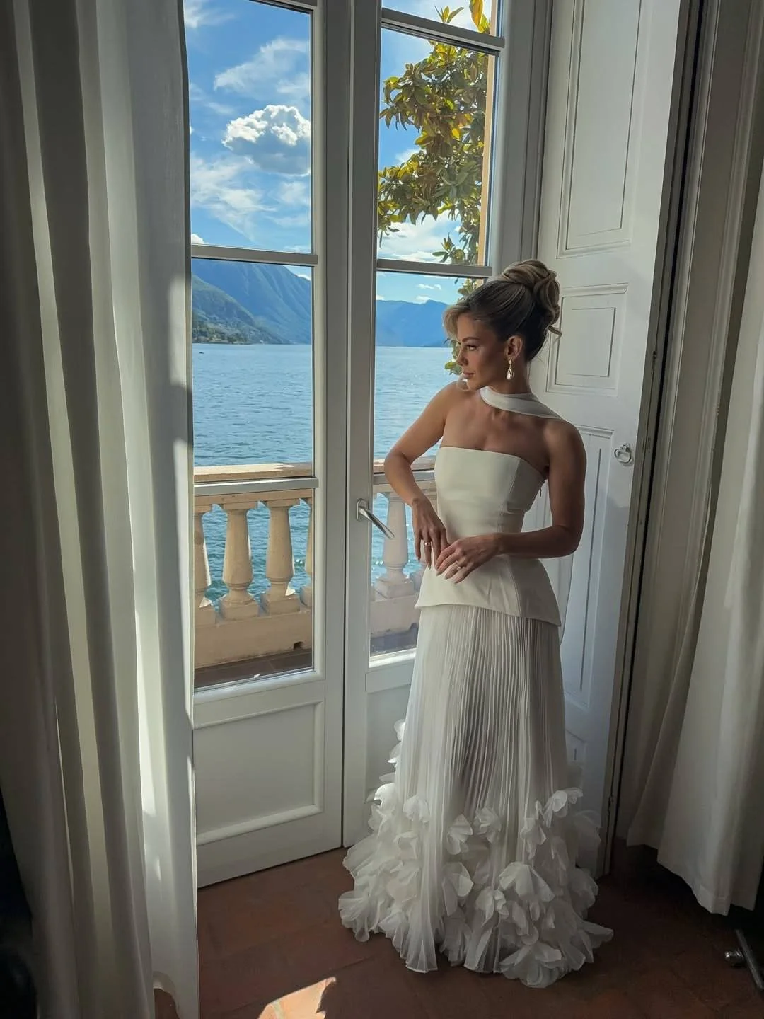 Lululuvely bride image 2