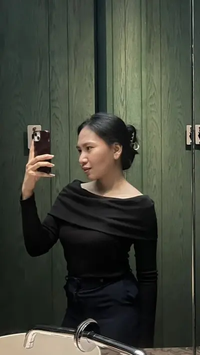 Seguidor enviou a Irene 23 anos, Magrinha da Indonésia 😋 cover image