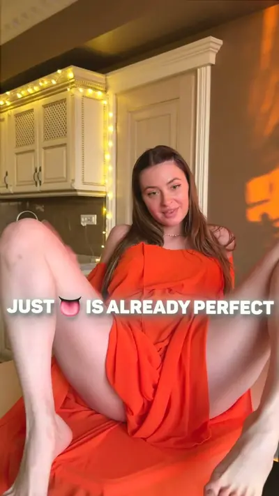 🔞 Wild petite big tits nude pussy licking wet 💦🍑 Exclusive OF cover image