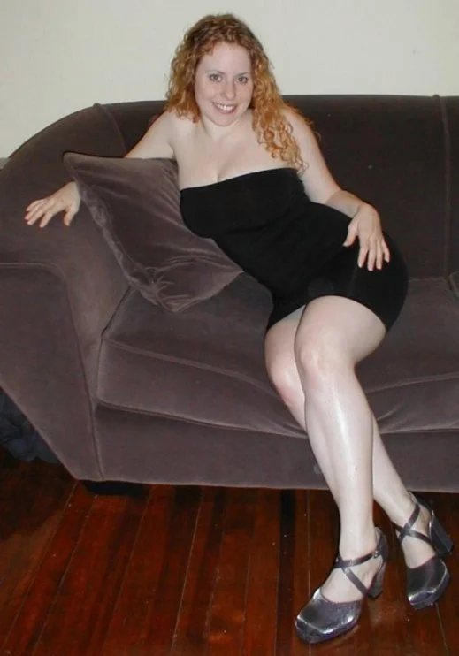Kira LittleRedHead Stretch image 18