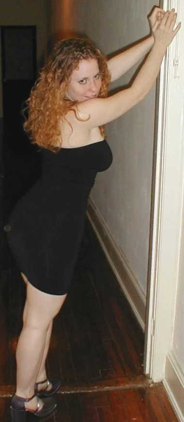 Kira LittleRedHead Stretch image 4