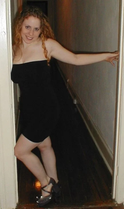 Kira LittleRedHead Stretch image 7