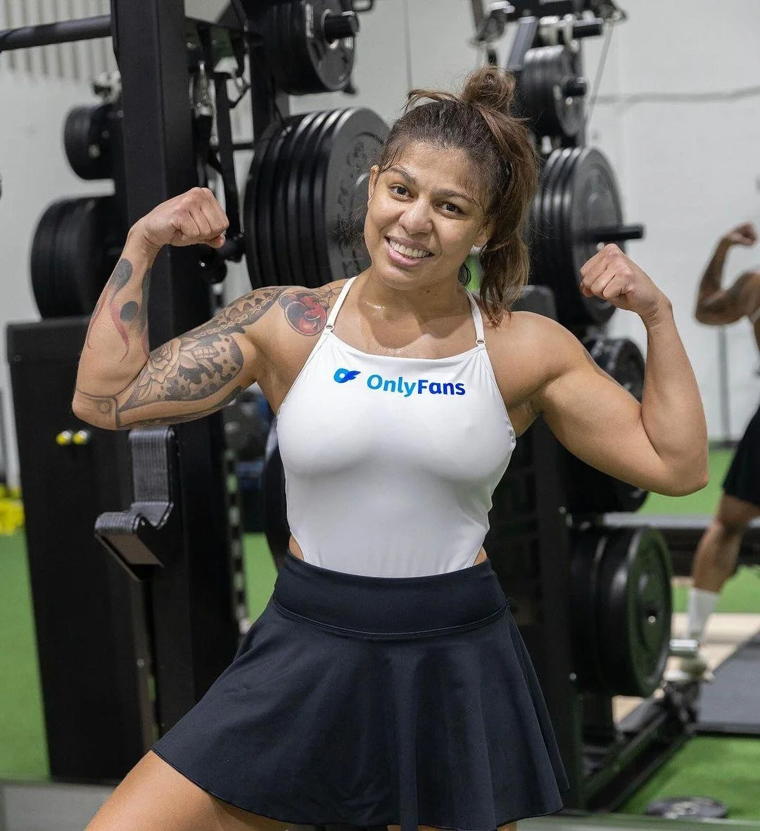 Mayra Bueno Silva image 6