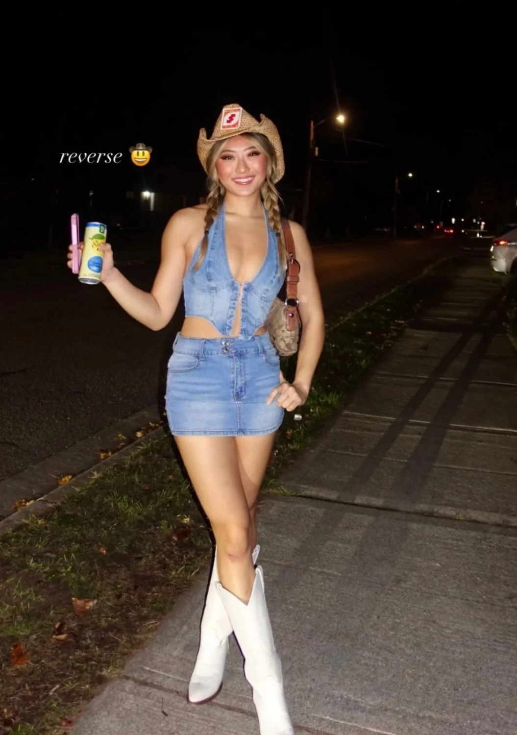 Canadian slut Hannah lost in IRL game image 17