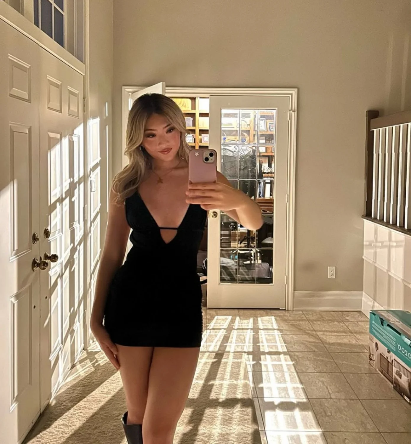 Canadian slut Hannah lost in IRL game image 7