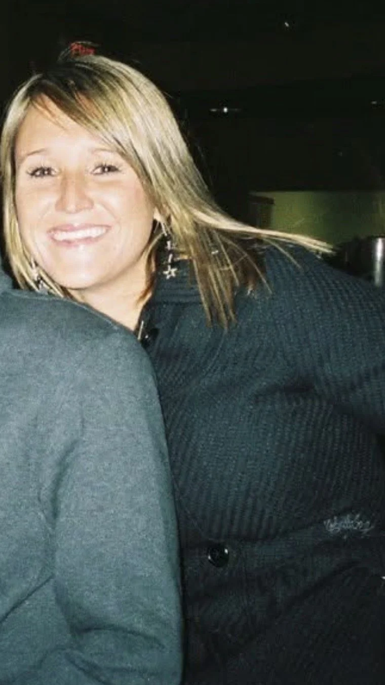 Props to Kelly for starting a business, but I’d rather see those titties and ass jiggle again image 6