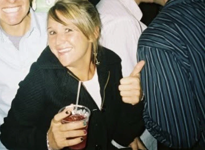Props to Kelly for starting a business, but I’d rather see those titties and ass jiggle again image 8