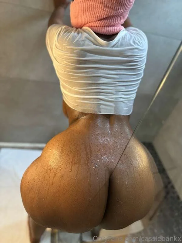 Negra bbw image 4