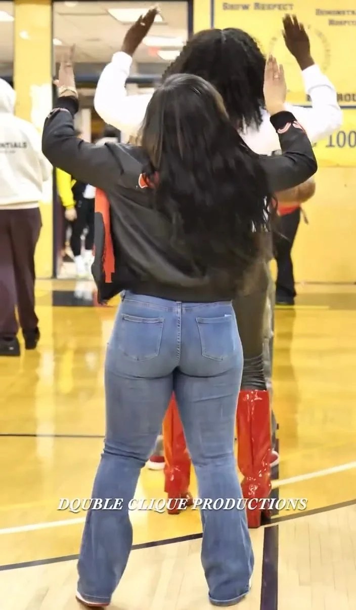 MyType Sorority Sista #2 Thick Curvy w/ Big Booty .. We Need I.D !! image 5