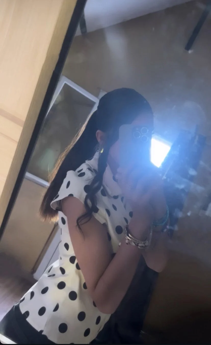 M’y sister main image