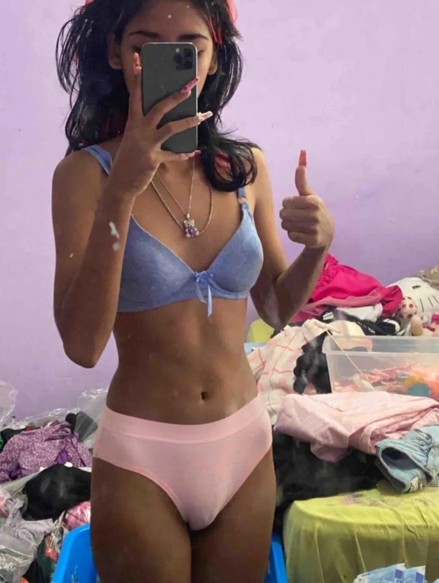 exposing my brown gf image 2