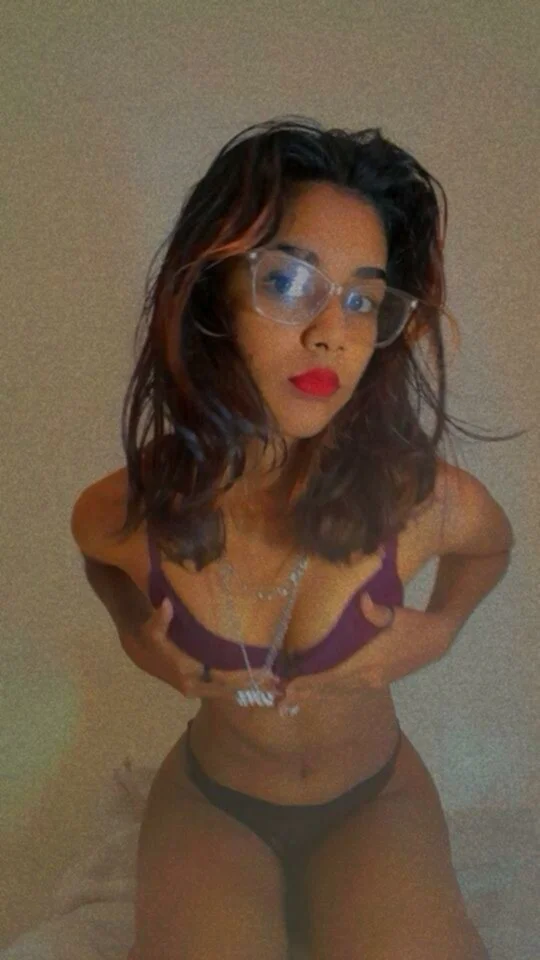 exposing my brown gf image 3