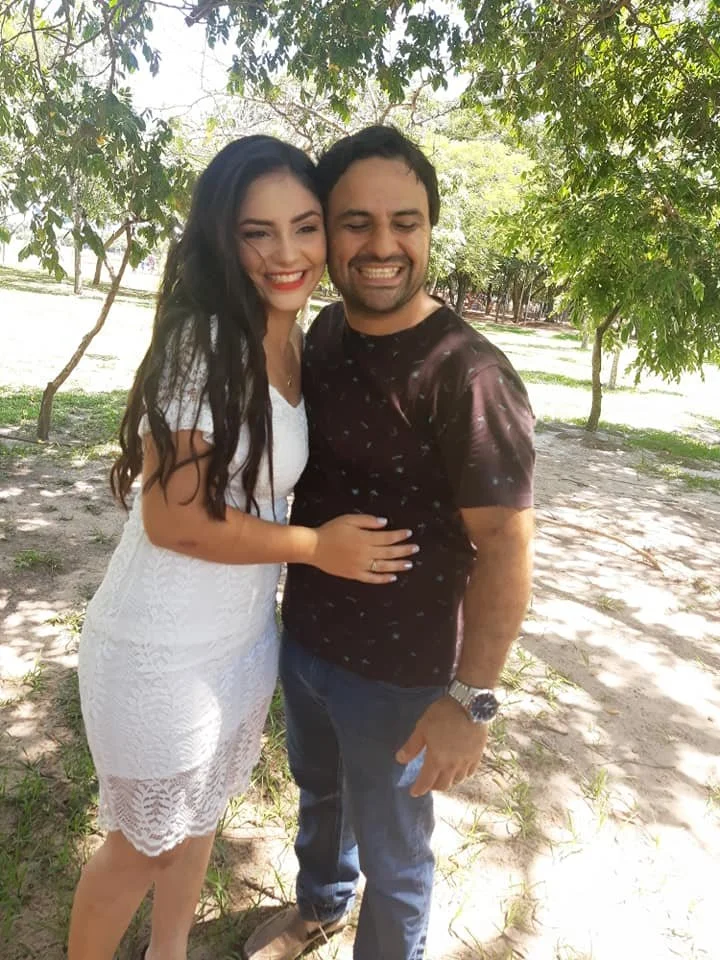 Casou nova, com certeza vai fazer o marido de corno. Ele tem uqe por essa putinha pra levar pica. image 10