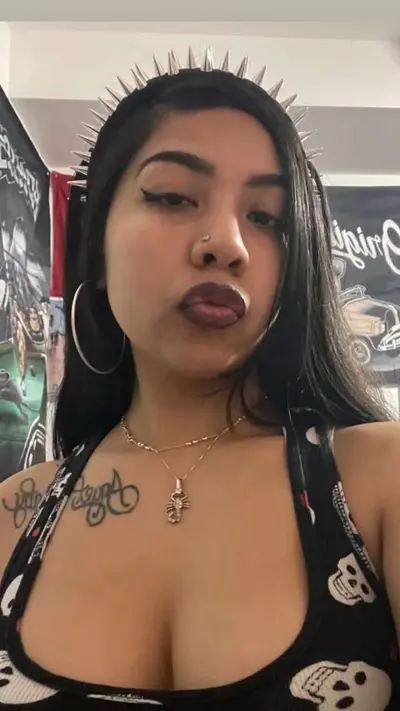 SoCal Latina Hoodrat cover image