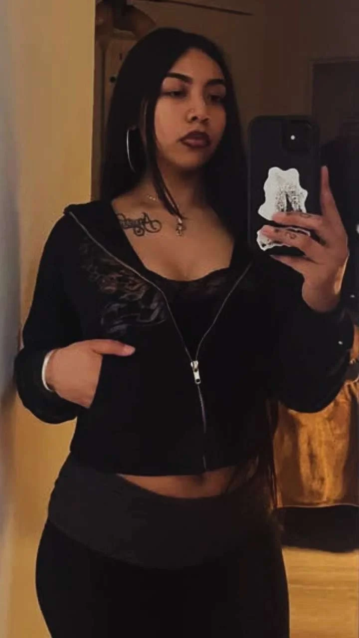 SoCal Latina Hoodrat image 6