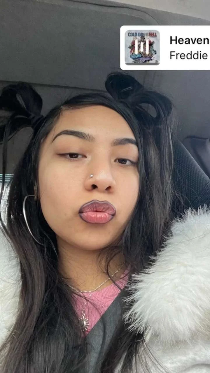 SoCal Latina Hoodrat image 7