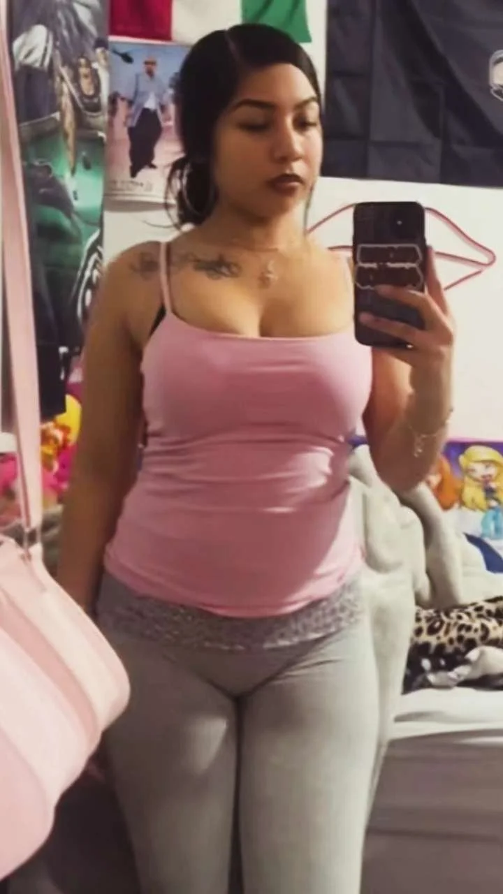 SoCal Latina Hoodrat image 9