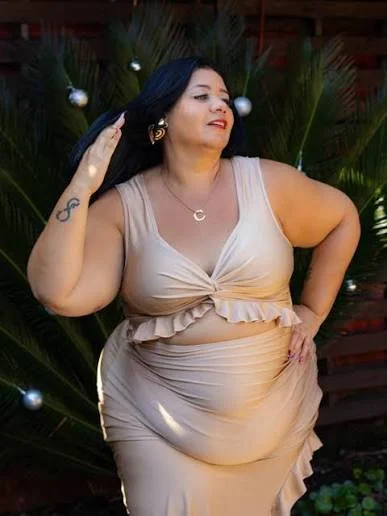 ThicK matur3 brAzil1aN bo0tY !! image 2
