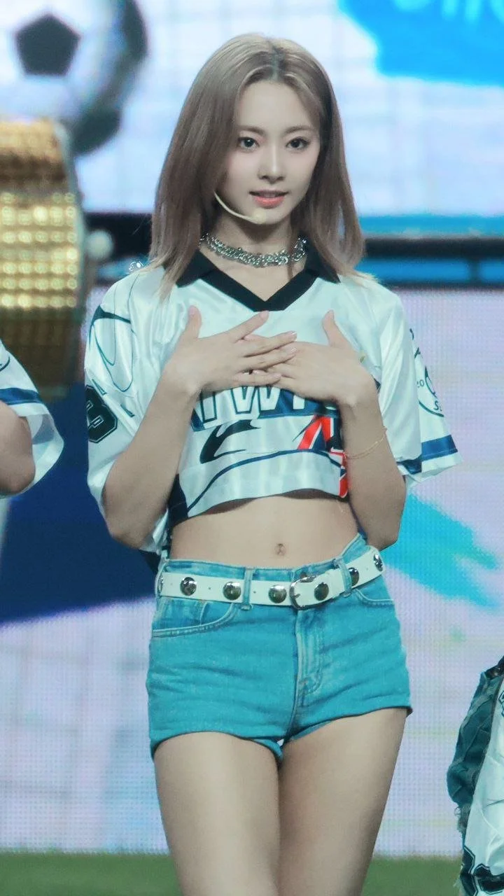 Tzuyu (Twice) Pictures 2 📷 image 24