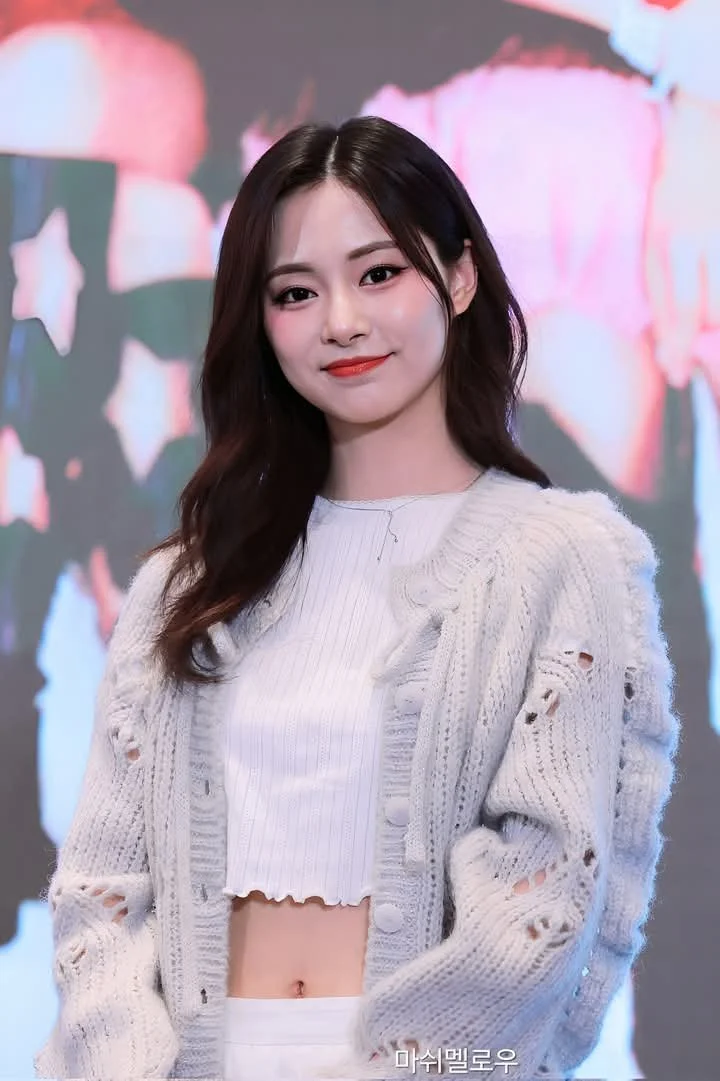 Tzuyu (Twice) Pictures 2 📷 image 6