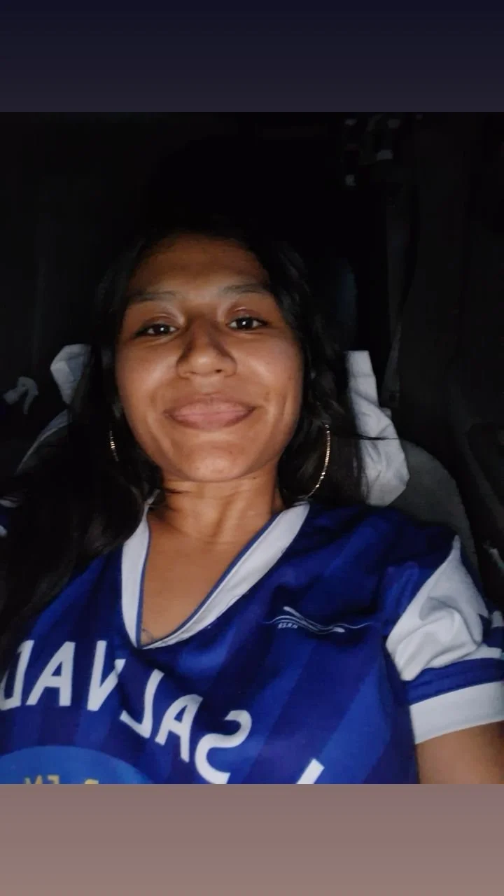 18 year old latina girlfriend sucking dick real good image 4