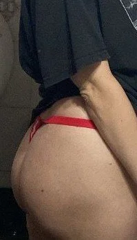 Mujer de cornudo sumiso image 2