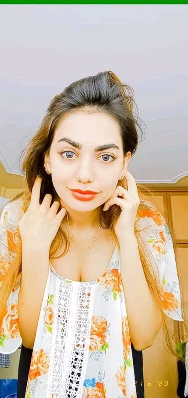 New beautiful arab girl image 2