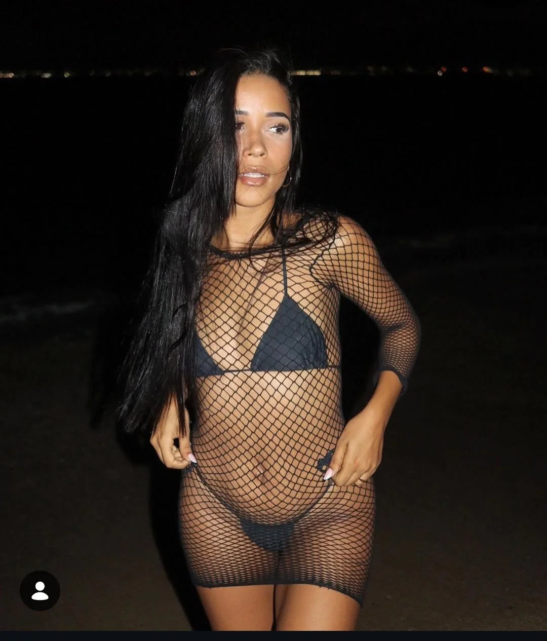 Mara amiga feia da YouTube Erika mandou uma fotinha até que e gostosa de corpo 🔥🔥🔥 image 4