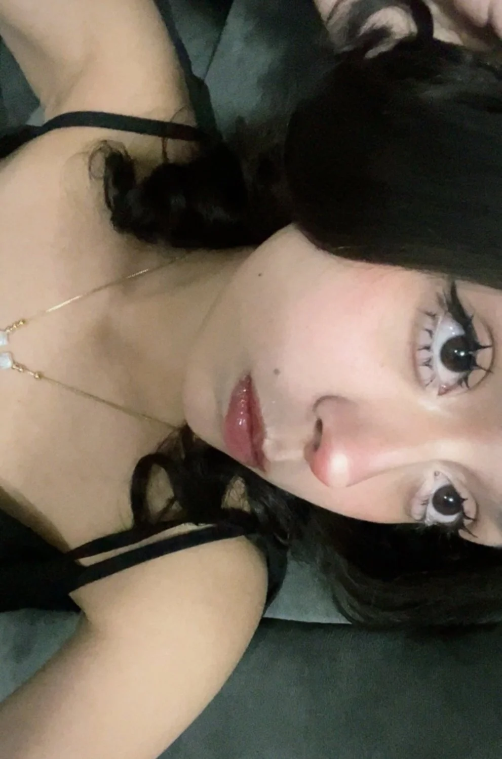 Hermosa flaquita le gusta que le den por el culo image 3