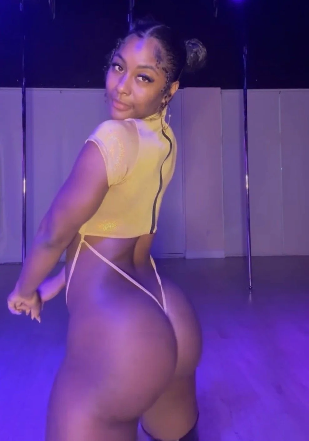 She’s the finest girl from that show damn image 2