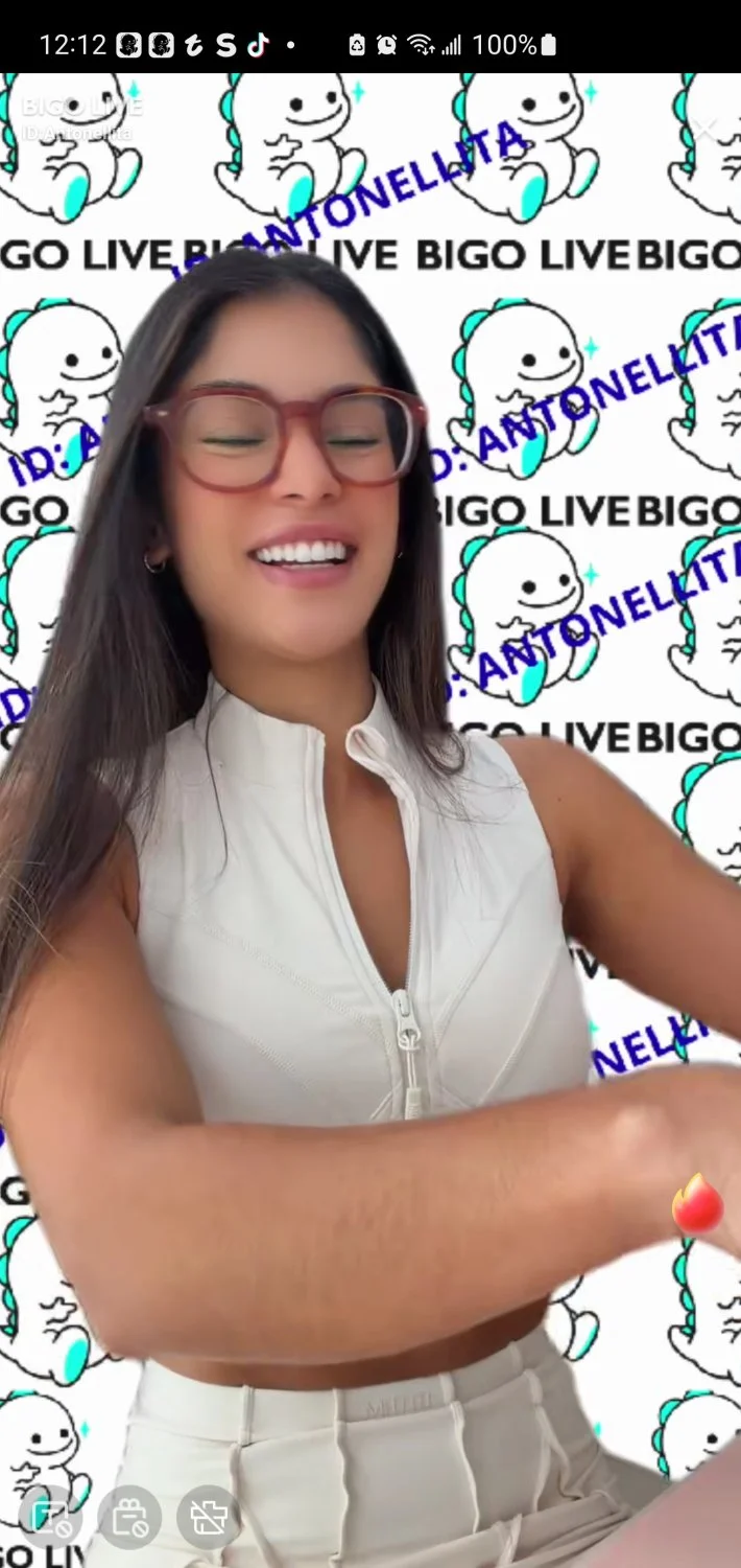Live Screanshots Latinas image 37